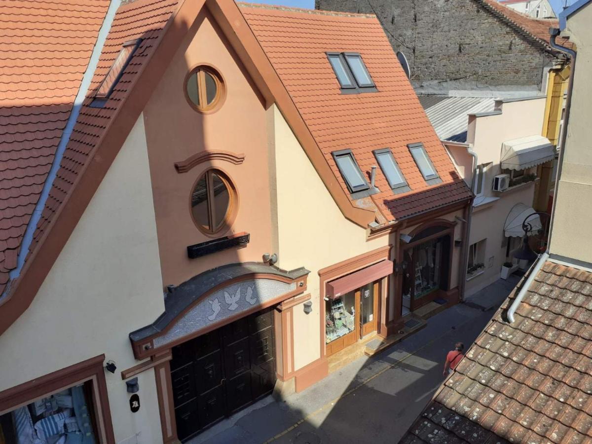 Apartamento Lagumska Zemun Exterior foto