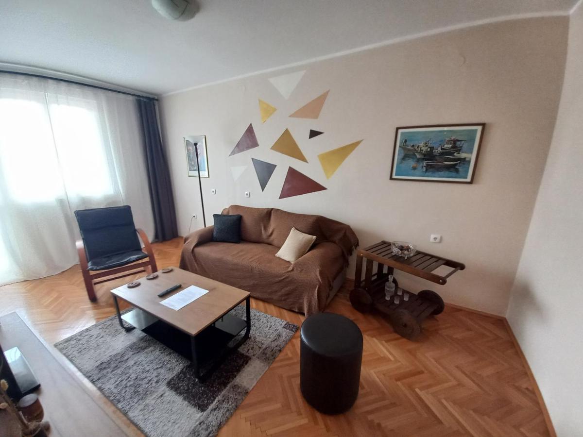 Apartamento Lagumska Zemun Exterior foto