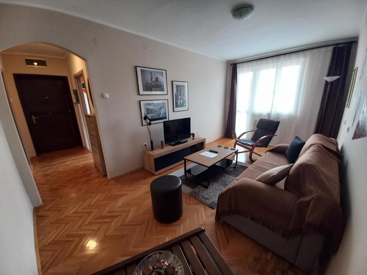 Apartamento Lagumska Zemun Exterior foto